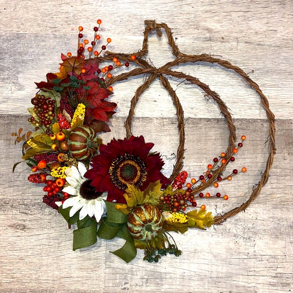 Other - NEW!! Handmade Autumn Wall Hanging.